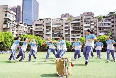 贵阳市第十六中学学生参加