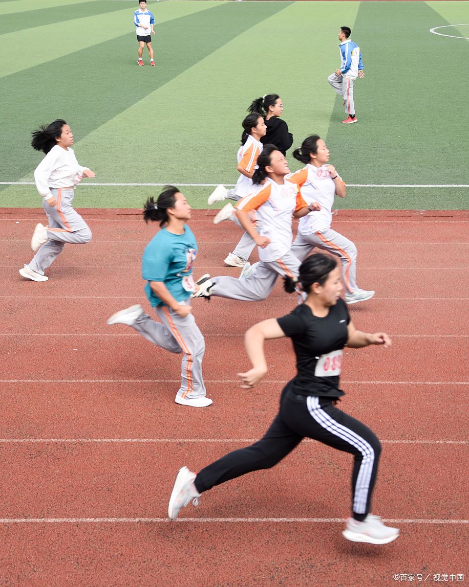 青春律动，健康成长——体育运动在中学生全面发展中的重要作用